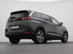 Peugeot 5008 (2022) thumbnail 16