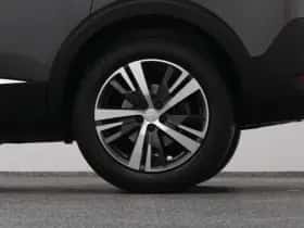Peugeot 5008 (2022) thumbnail 40