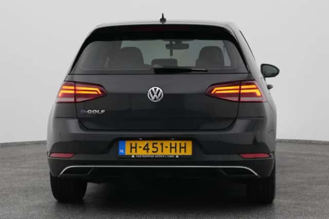 Volkswagen E-Golf (2020) thumbnail 11