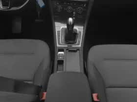 Volkswagen E-Golf (2020) thumbnail 13