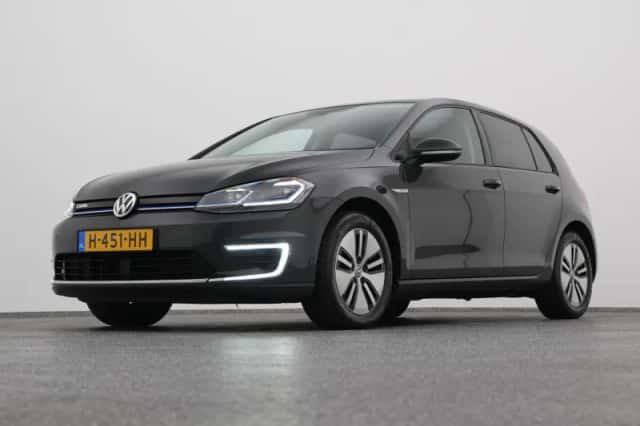 Volkswagen E-Golf (2020) thumbnail 16