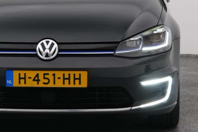 Volkswagen E-Golf (2020) thumbnail 20