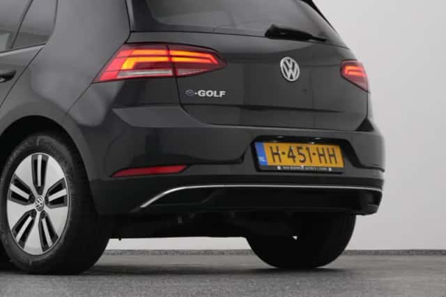 Volkswagen E-Golf (2020) thumbnail 23