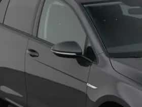 Volkswagen E-Golf (2020) thumbnail 24