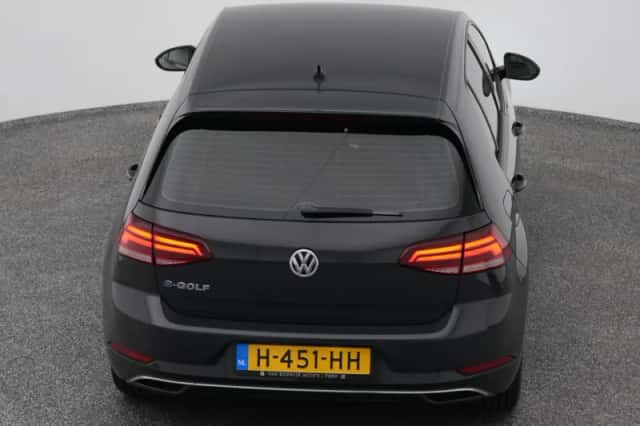 Volkswagen E-Golf (2020) thumbnail 29