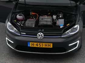 Volkswagen E-Golf (2020) thumbnail 32