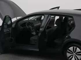 Volkswagen E-Golf (2020) thumbnail 34