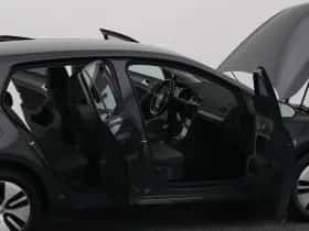 Volkswagen E-Golf (2020) thumbnail 35