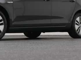 Volkswagen E-Golf (2020) thumbnail 38