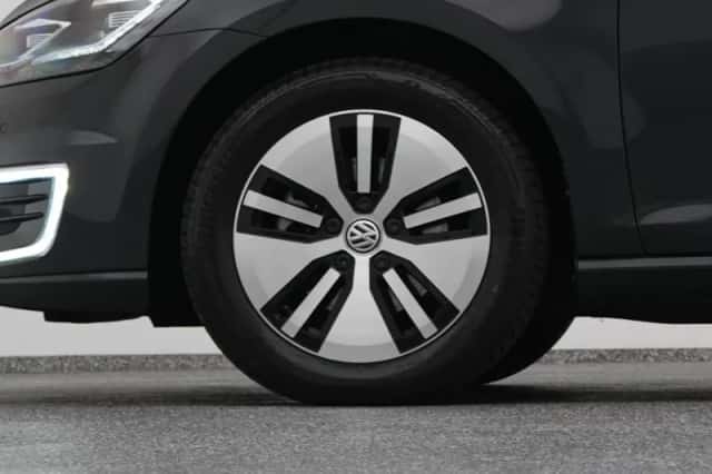Volkswagen E-Golf (2020) thumbnail 40