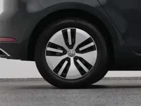 Volkswagen E-Golf (2020) thumbnail 42