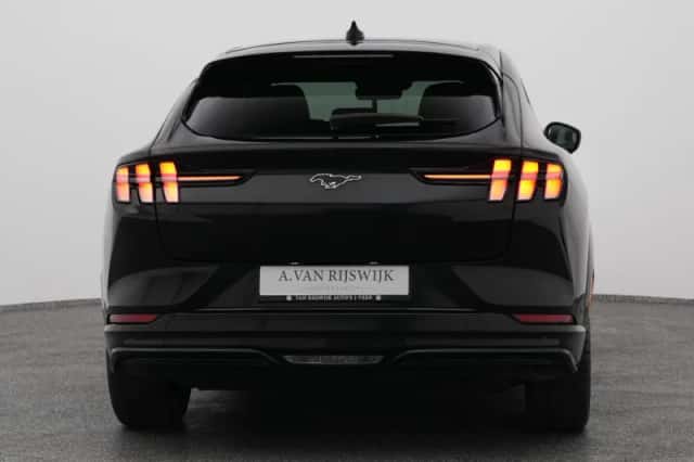 Ford Mustang (2024) thumbnail 11