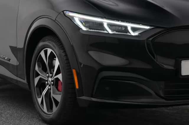 Ford Mustang (2024) thumbnail 18