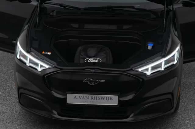 Ford Mustang (2024) thumbnail 32