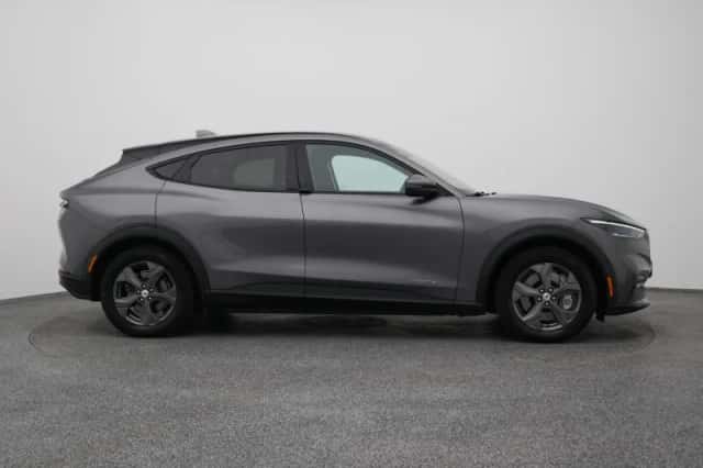 Ford Mustang (2021) thumbnail 15