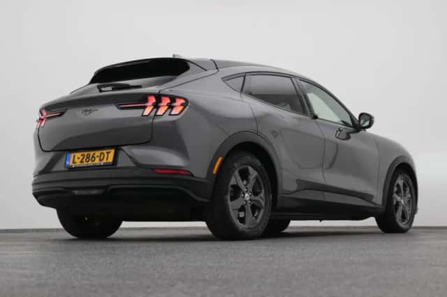 Ford Mustang (2021) thumbnail 17