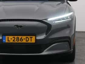 Ford Mustang (2021) thumbnail 20