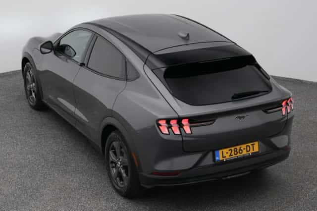 Ford Mustang (2021) thumbnail 26