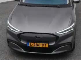 Ford Mustang (2021) thumbnail 31