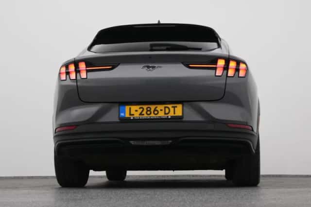 Ford Mustang (2021) thumbnail 37