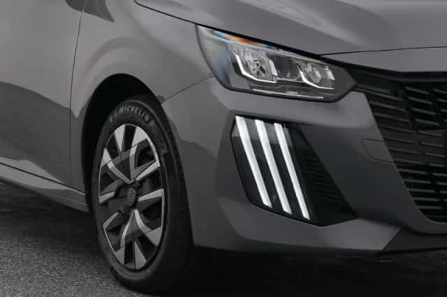 Peugeot 208 (2024) thumbnail 17