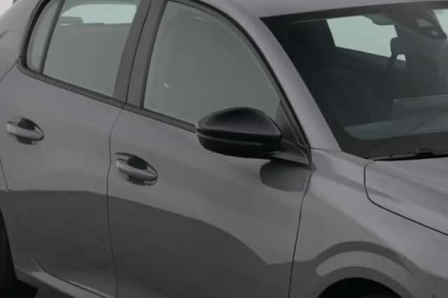 Peugeot 208 (2024) thumbnail 23
