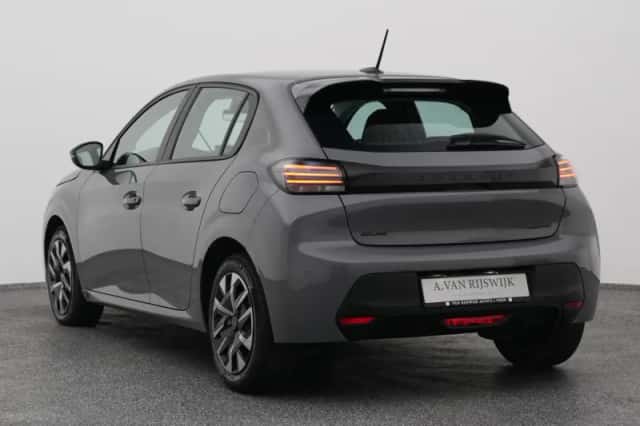 Peugeot 208 (2024) thumbnail 5