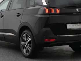 Peugeot 5008 (2021) thumbnail 18