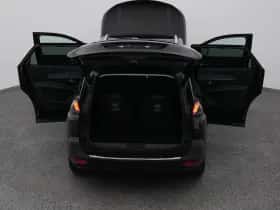 Peugeot 5008 (2021) thumbnail 29