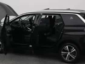 Peugeot 5008 (2021) thumbnail 33