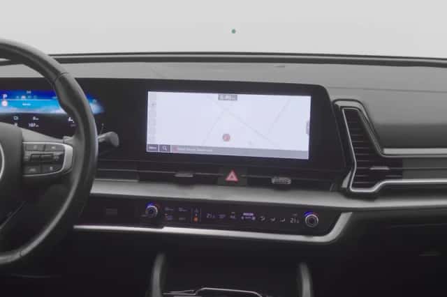 Kia Sportage (2022) thumbnail 8