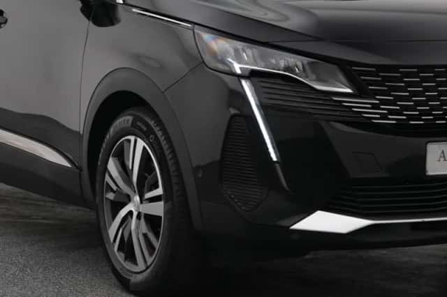 Peugeot 3008 (2022) thumbnail 17