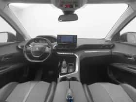 Peugeot 3008 (2022) thumbnail 3