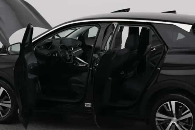 Peugeot 3008 (2022) thumbnail 33