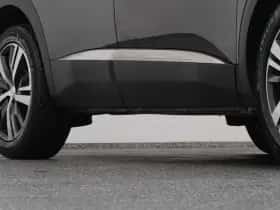Peugeot 3008 (2022) thumbnail 38