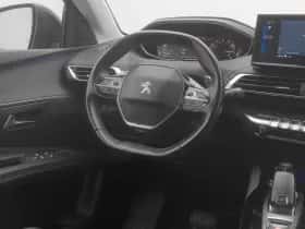 Peugeot 3008 (2022) thumbnail 7