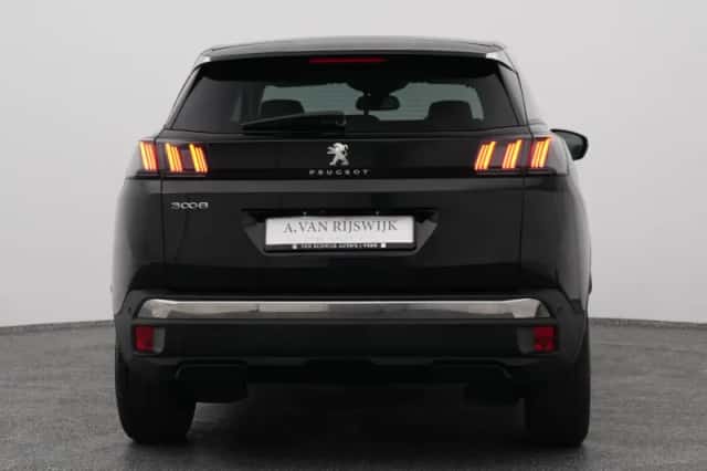 Peugeot 3008 (2022) thumbnail 10