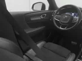Volvo XC40 (2021) thumbnail 11