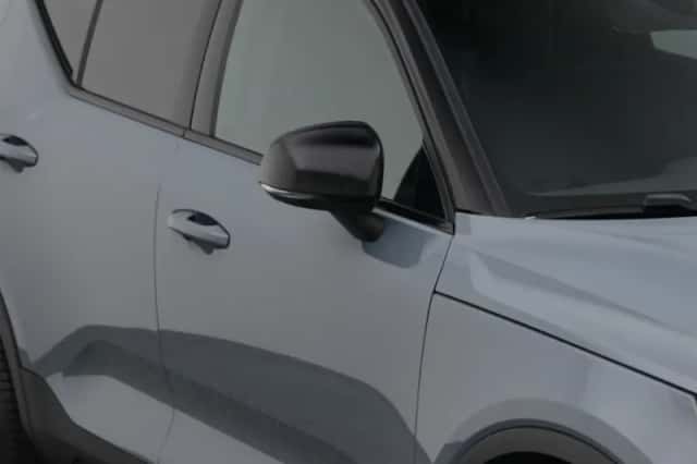 Volvo XC40 (2021) thumbnail 23