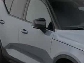 Volvo XC40 (2021) thumbnail 23