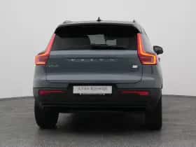 Volvo XC40 (2021) thumbnail 10