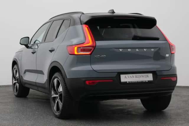 Volvo XC40 (2021) thumbnail 5