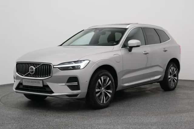 Volvo XC60 (2021) thumbnail 1