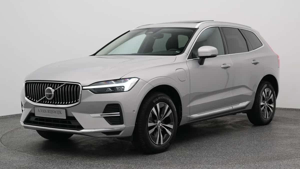 Volvo XC60 (2021) — foto 1