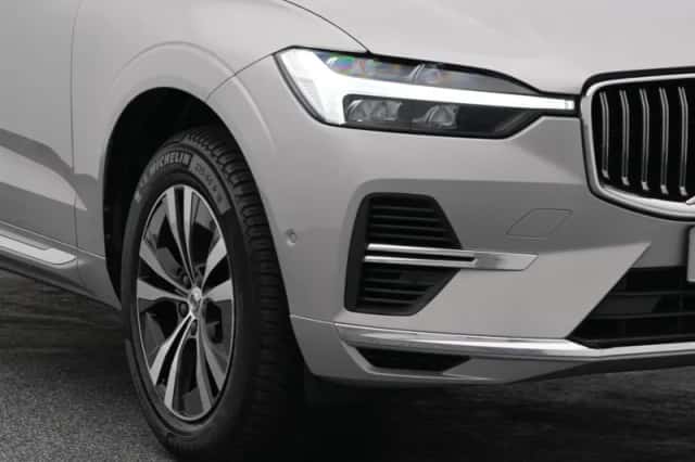 Volvo XC60 (2021) thumbnail 17