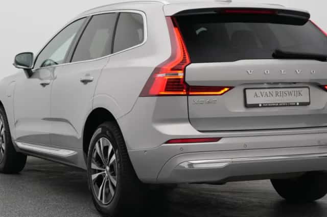 Volvo XC60 (2021) thumbnail 18