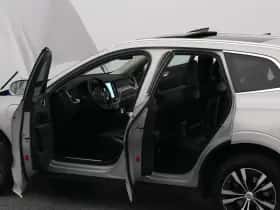 Volvo XC60 (2021) thumbnail 33