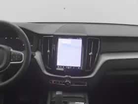 Volvo XC60 (2021) thumbnail 8