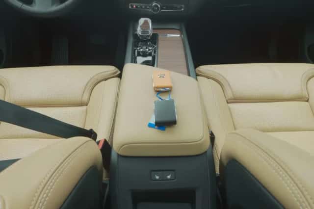 Volvo XC60 (2023) thumbnail 12