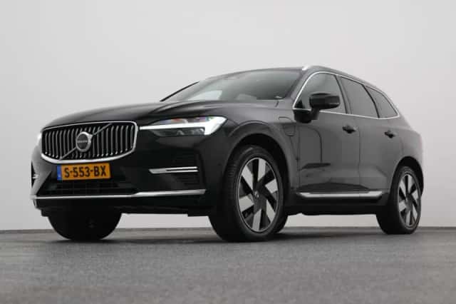 Volvo XC60 (2023) thumbnail 15